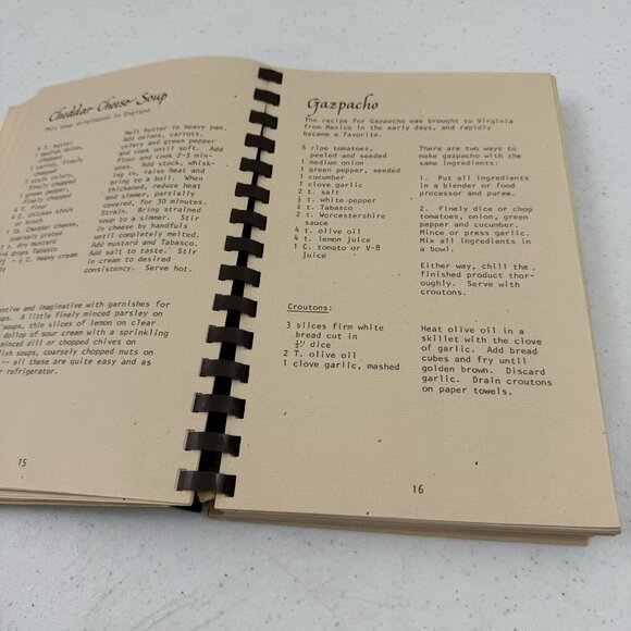 Woodlawn Plantation Cook Book 1979 Nelly’s Needlers Great Collection Of Recipes - Picture 7 of 13